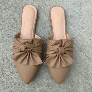 Chase and Chloe Fione Mule